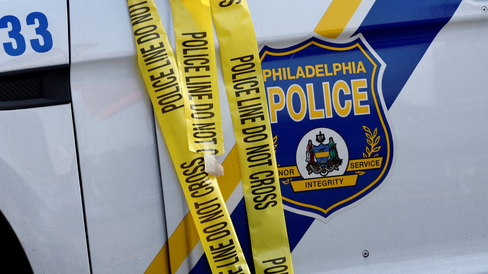 2019-08-14T000000Z_940625150_RC1235688E60_RTRMADP_3_PHILADELPHIA-SHOOTING_efrzsp