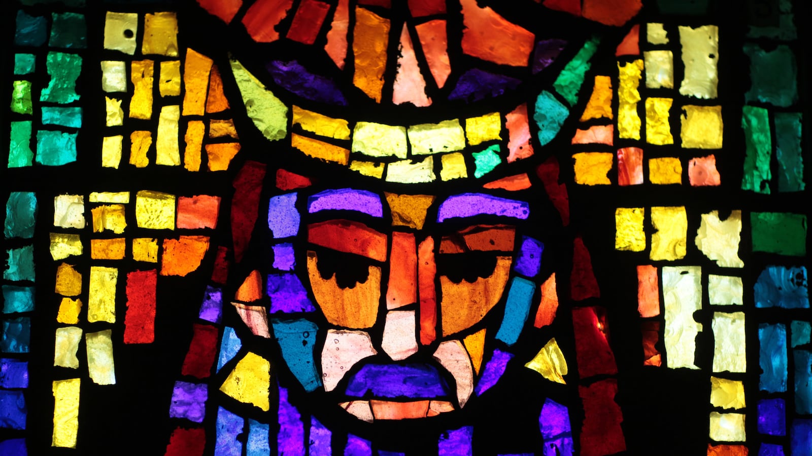 articles/2013/10/27/the-king-david-you-never-knew/131025-king-david-baden-tease_dups7e