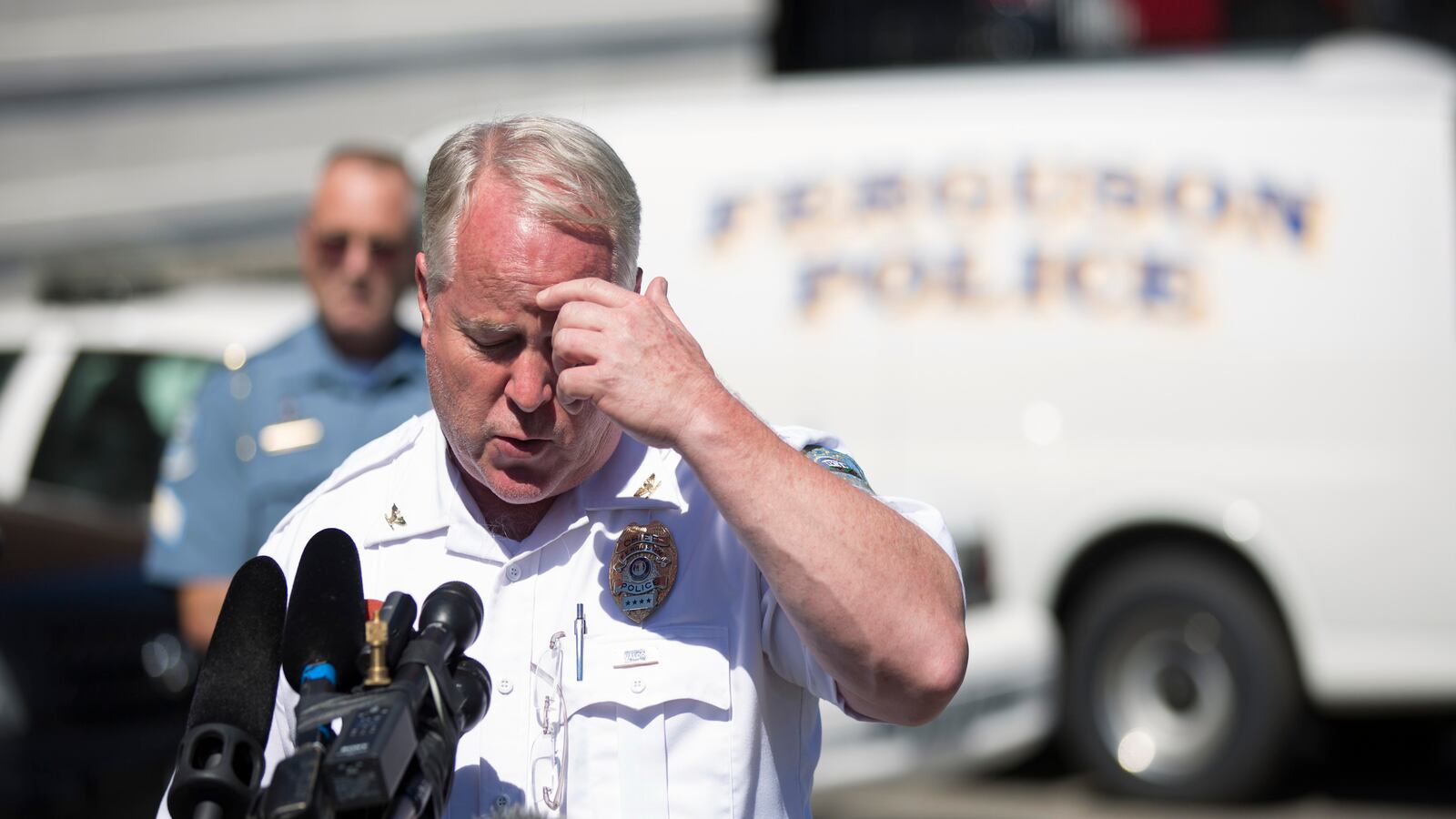 cheats/2014/09/26/ferguson-police-chief-march-backfires/140926-ferguson-chief-cheat_nhenuj