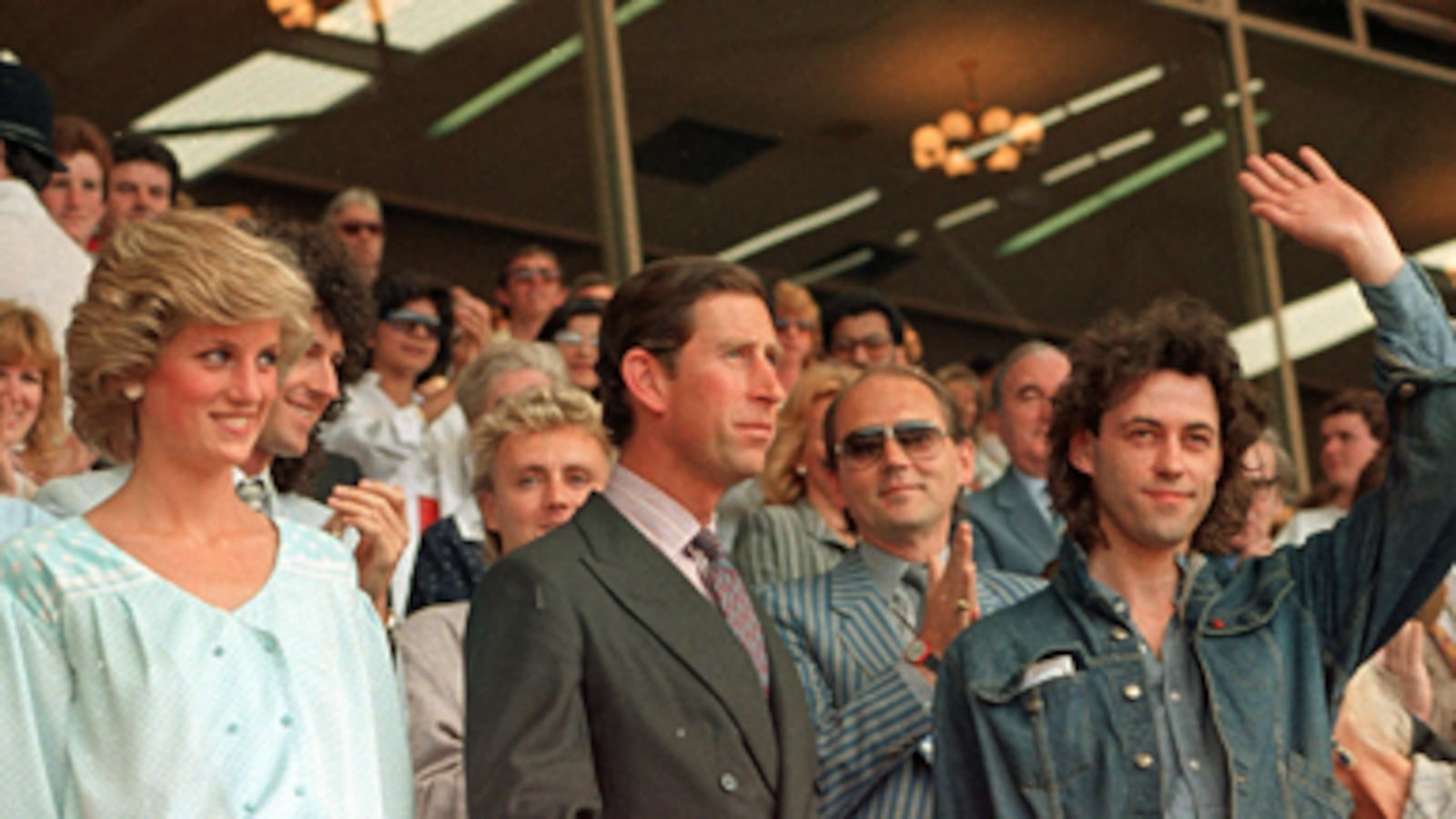 articles/2010/11/05/bbcs-belated-apology-for-slur-on-bob-geldofs-band-aid/gregory-bbc-geldof_139056_k4e8zo