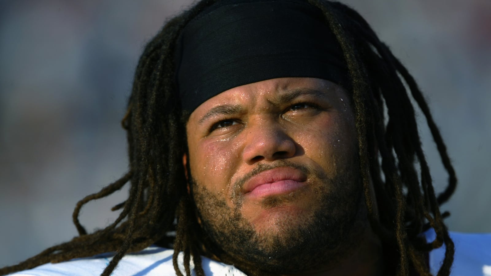 JACKSONVILLE, FL - NOVEMBER 10: Lineman Tre Johnson #77 of the Washington Redskins during a game against the Jacksonville Jaguars on November 10, 2002 at Alltel Stadium in Jacksonville, Florida. The Jaguars beat the Redskins 26-7. (Photo by Jamie Squire/Getty Images)