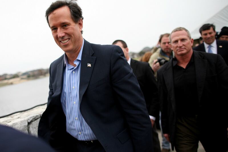 articles/2012/02/09/target-of-opportunity/santorum_etrujk