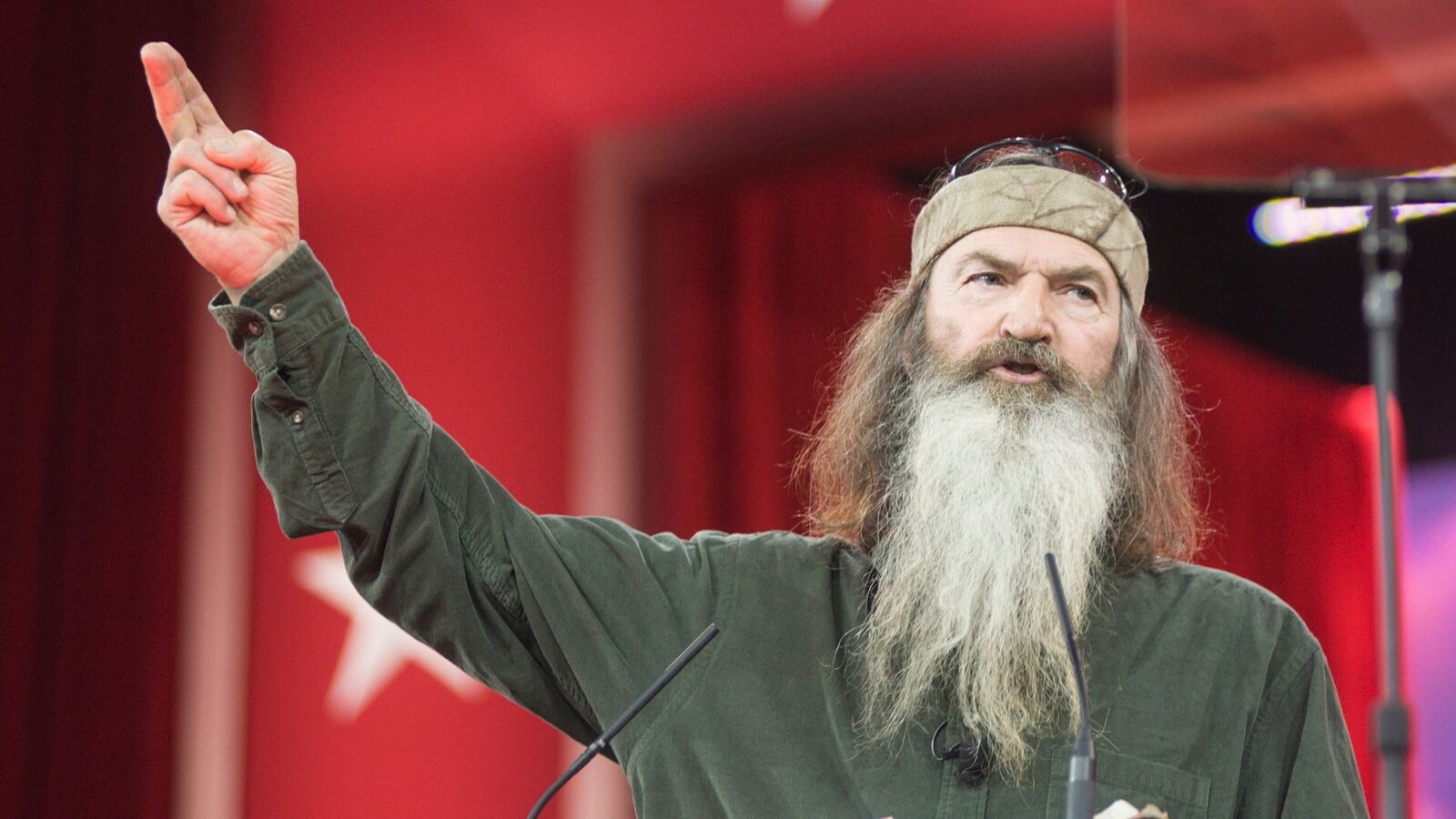 Phil Robertson of A&E's Duck Dynasty addresses the 42nd annual Conservative Political Action Conference (CPAC) at the Gaylord National Resort Hotel and Convention Center on February 27, 2015 in National Harbor, Maryland. Conservative activists attended the annual political conference to discuss their agenda.