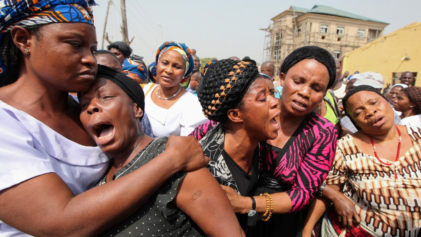 cheats/2011/12/31/nigerian-declares-state-of-emergency/nigeria-bombing-state-of-emergency-cheat_nlv7f5