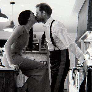 221205-Harry-Meghan-tease_w5q1t0