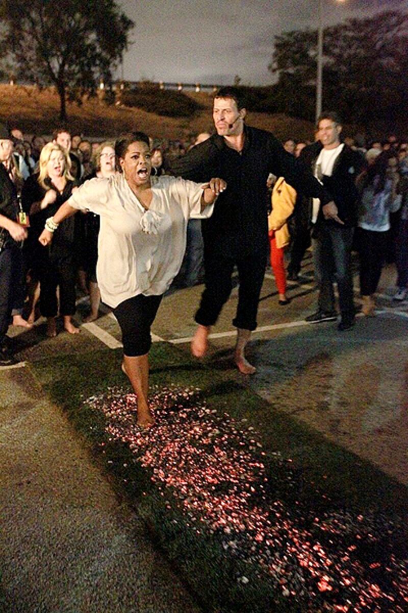 galleries/2011/11/11/the-week-s-best-internet-memes/111110-week-memes-03-oprah-runs_volxm7