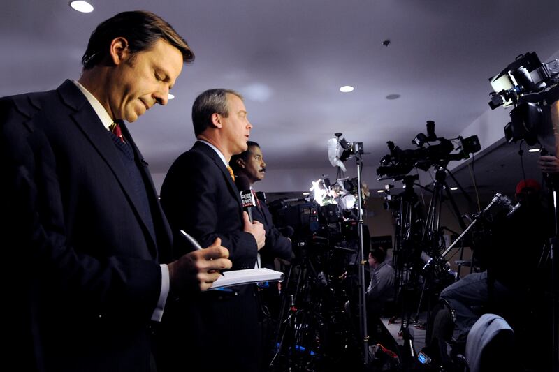 articles/2012/07/01/jake-tapper-abc-s-senior-white-house-correspondent-challenges-the-spin/jake-tapper-kurtz_tr4ofx