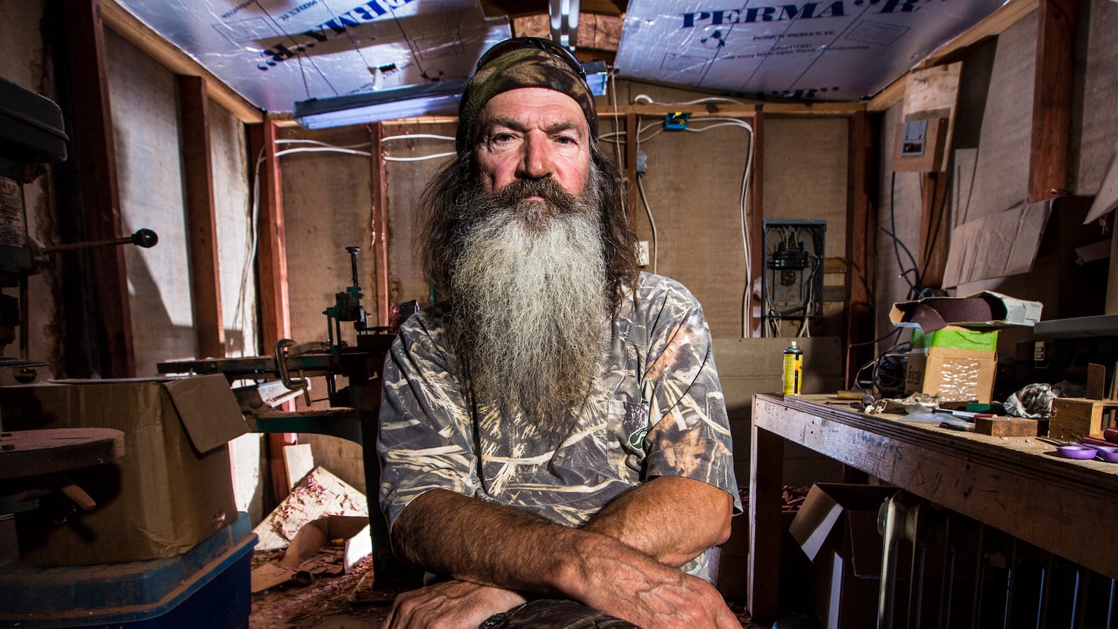 articles/2013/12/19/duck-dynasty-congressman-backs-robertson/131218-duck-dynasty-cheat_lv0cpl