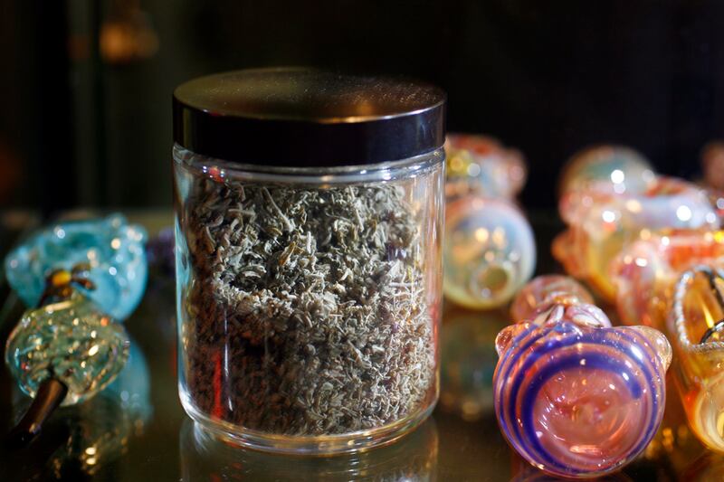 galleries/2012/01/27/seven-shockingly-legal-drugs-photos/shockingly-legal-drugs-synthetic-marijuana_medvhh