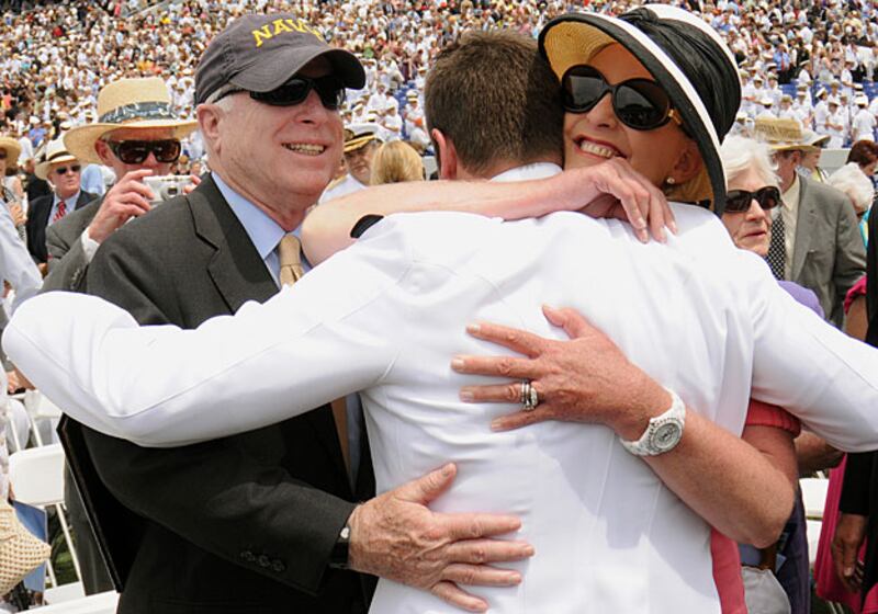 galleries/2009/05/26/my-brother-s-big-day/mccain-grad-5_kyvivr