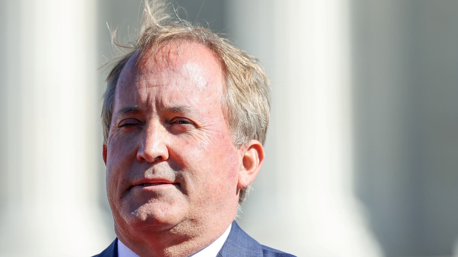 2021-11-01T182310Z_1948620526_RC2CLQ9MEW2R_RTRMADP_3_USA-COURT-ABORTION_bgkgnd