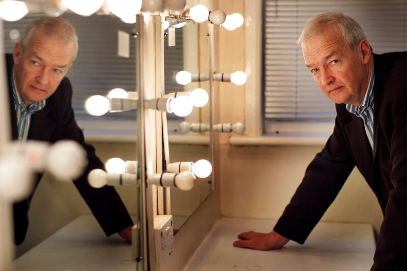 galleries/2012/01/28/20-brits-who-refused-knighthood-and-other-honors-photos/KNIGHT-18-Jon-Snow_gvdr7a