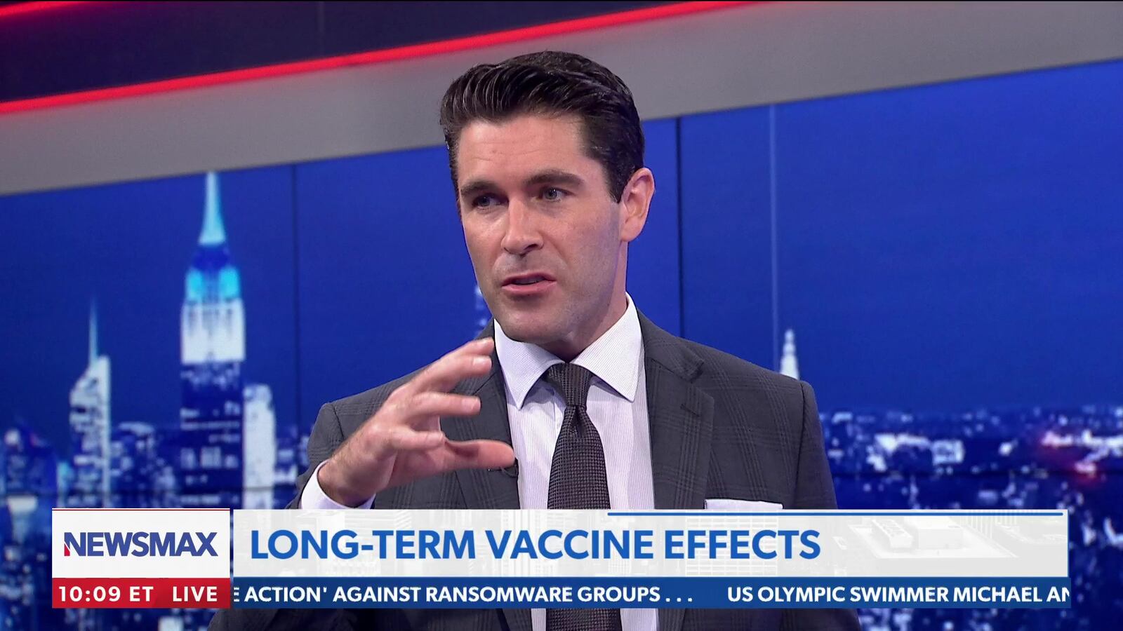 rob-schmitt-tonight_6_ov4okd