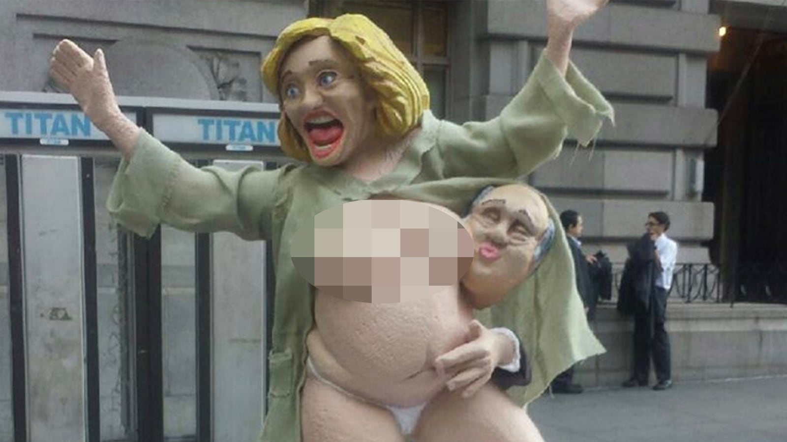articles/2016/10/18/the-mystery-of-the-artist-behind-naked-hillary/161018-ryan-hillary-statue-tease_joht0w