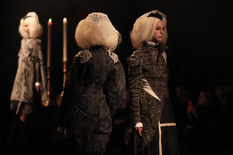 galleries/2014/02/11/thom-browne-s-holy-runway-at-new-york-fashion-week-2014-photos/thombrowne-gal-08_cxor0t