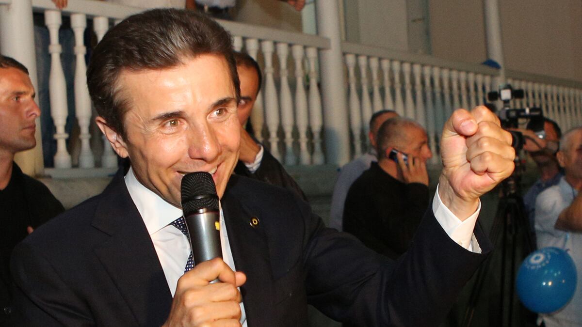 cheats/2012/10/02/georgia-opposition-wins-election/georgia-election-parli-cheat_cnqxtl