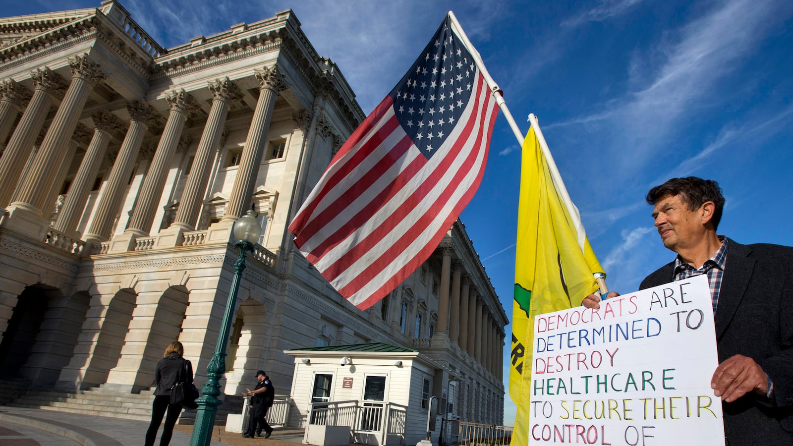 cheats/2013/09/25/senate-votes-to-debate-funding-bill/130925-senate-votes-cheat_rdyoib