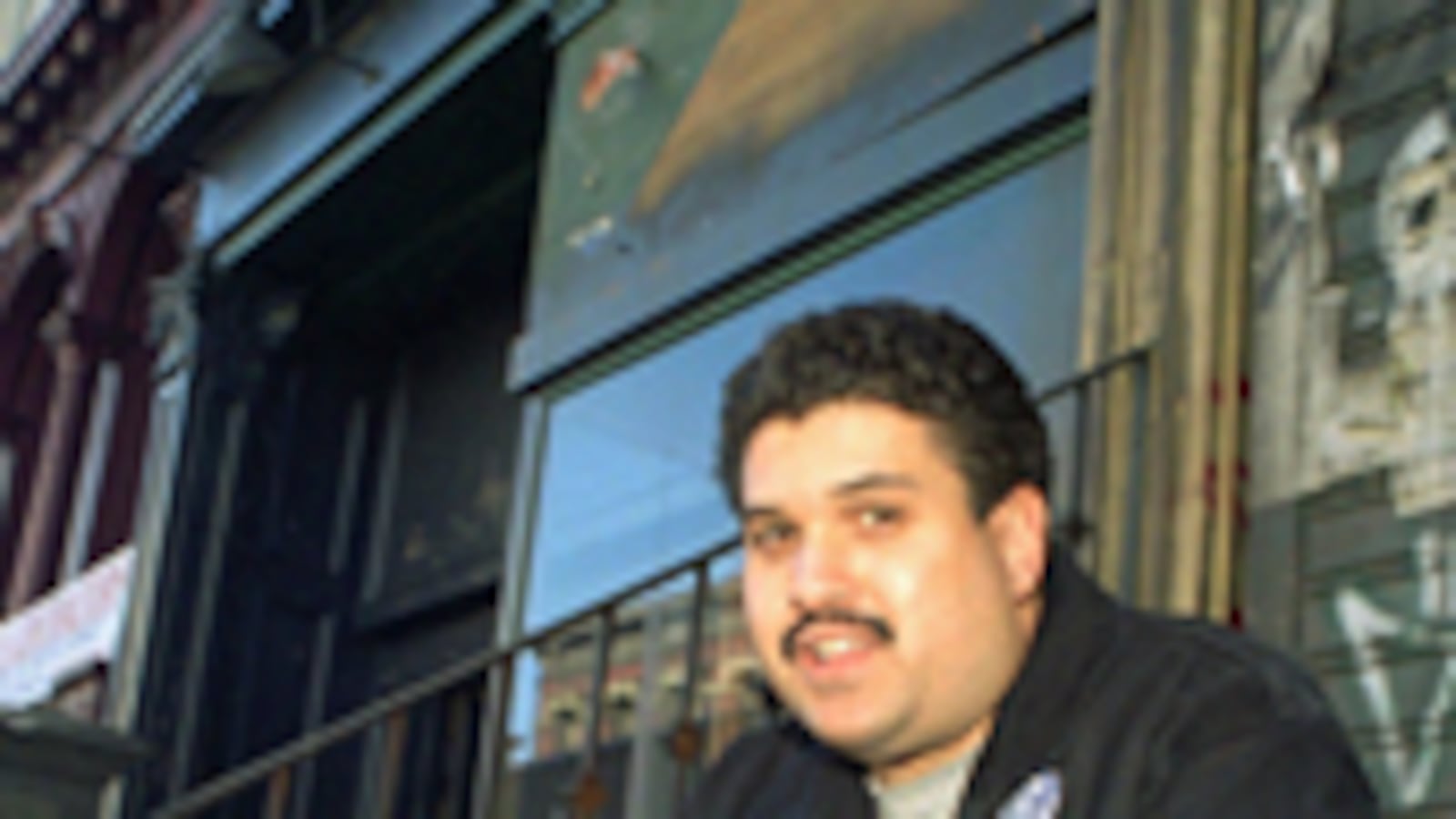 articles/2010/04/05/david-mills-gift-to-television/crouch-david-mills_92514_wfqxsx