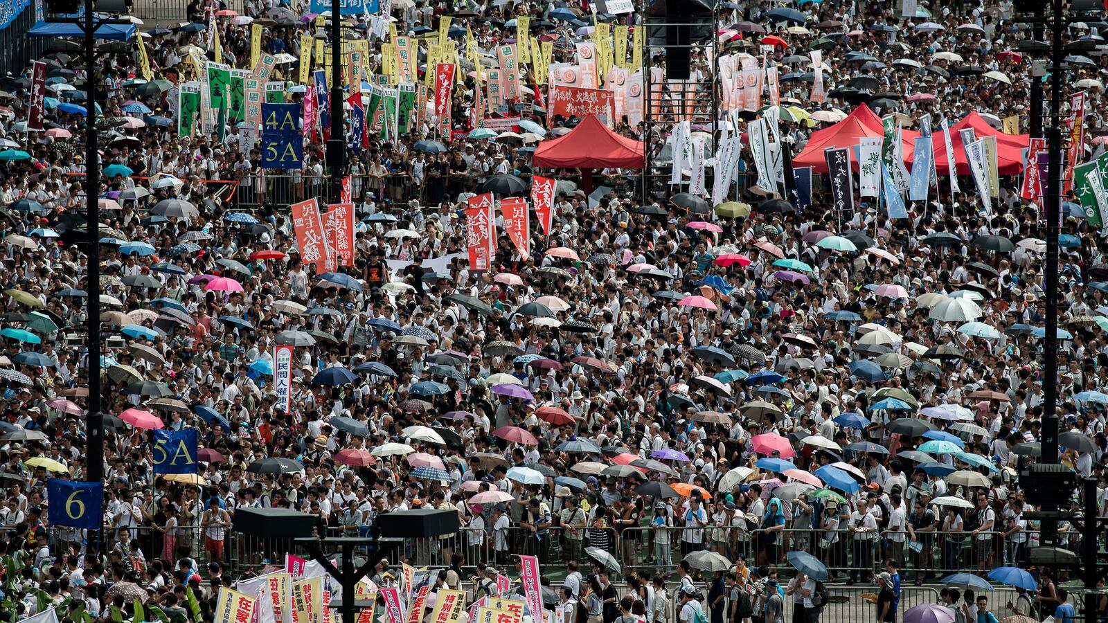 cheats/2014/09/02/china-scolds-u-k-over-hong-kong/140701-hong-hk-protests-tease_rne6q9