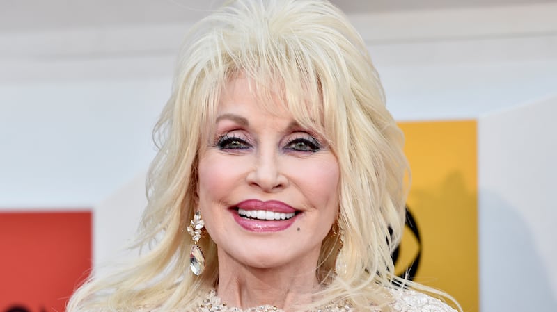 Dolly Parton attends a Country Music Awards presentation.