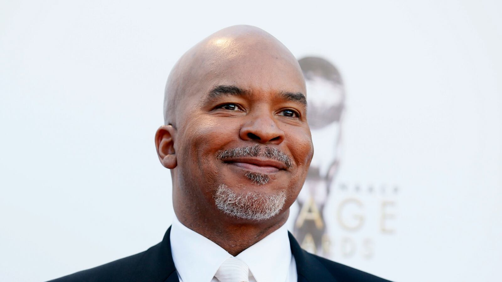 cheats/2016/03/03/first-black-colonel-sanders-is-coming/160303-david-alan-grier-cheat_p6l4wa