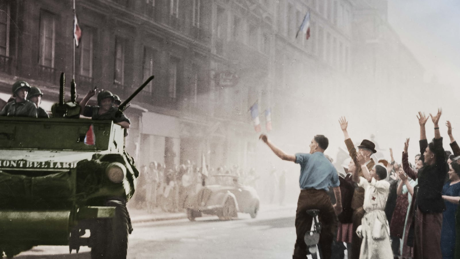 articles/2014/08/24/who-liberated-paris-in-august-1944/140818-rosbottom-paris-tease_ubsell