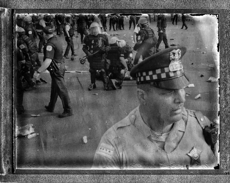 galleries/2012/12/23/2012-in-review-the-year-in-photos/jon-lowenstein-chicago-protests_edmjs2