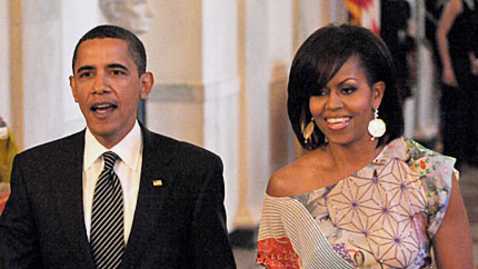 cheats/2009/05/30/obama-spends-saturday-with-family/obama-date_29186_fv9v0n