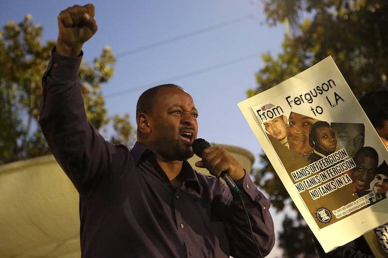 galleries/2014/11/24/fury-at-the-ferguson-decision-photos/141124-ferg-16_q2ijh0