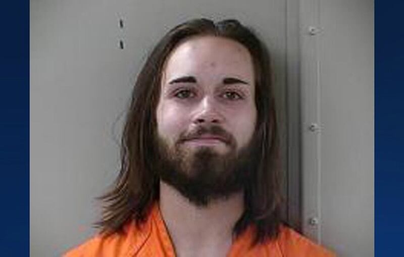 articles/2015/05/09/the-flag-thief-who-streaked-for-america/150508-swin-naked-thief-embed_tbhnvj