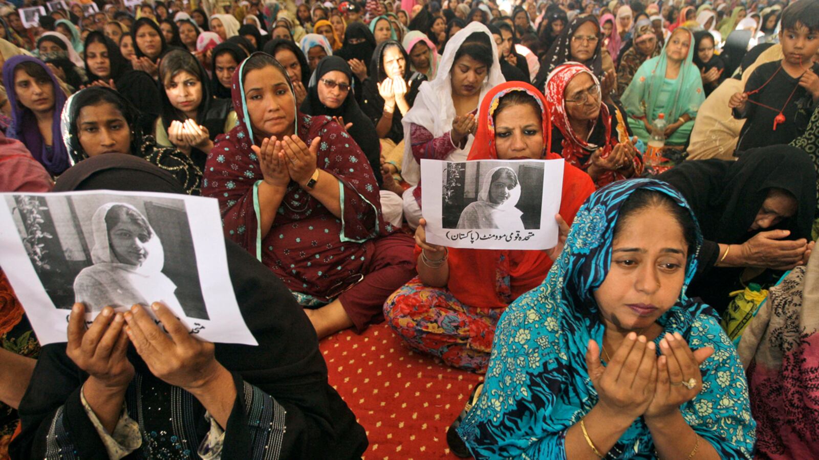 articles/2012/10/12/shirin-tahir-kheli-pakistan-is-everybody-s-problem/pakistan-women-tahir-kheli_p94rab