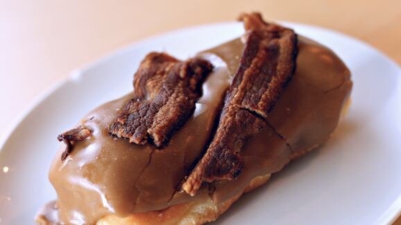 articles/2013/04/24/how-far-do-i-have-to-walk-to-burn-off-that-donut/how-far-do-i-have-to-walk-to-burn-off-that-donut-image_np9h9r