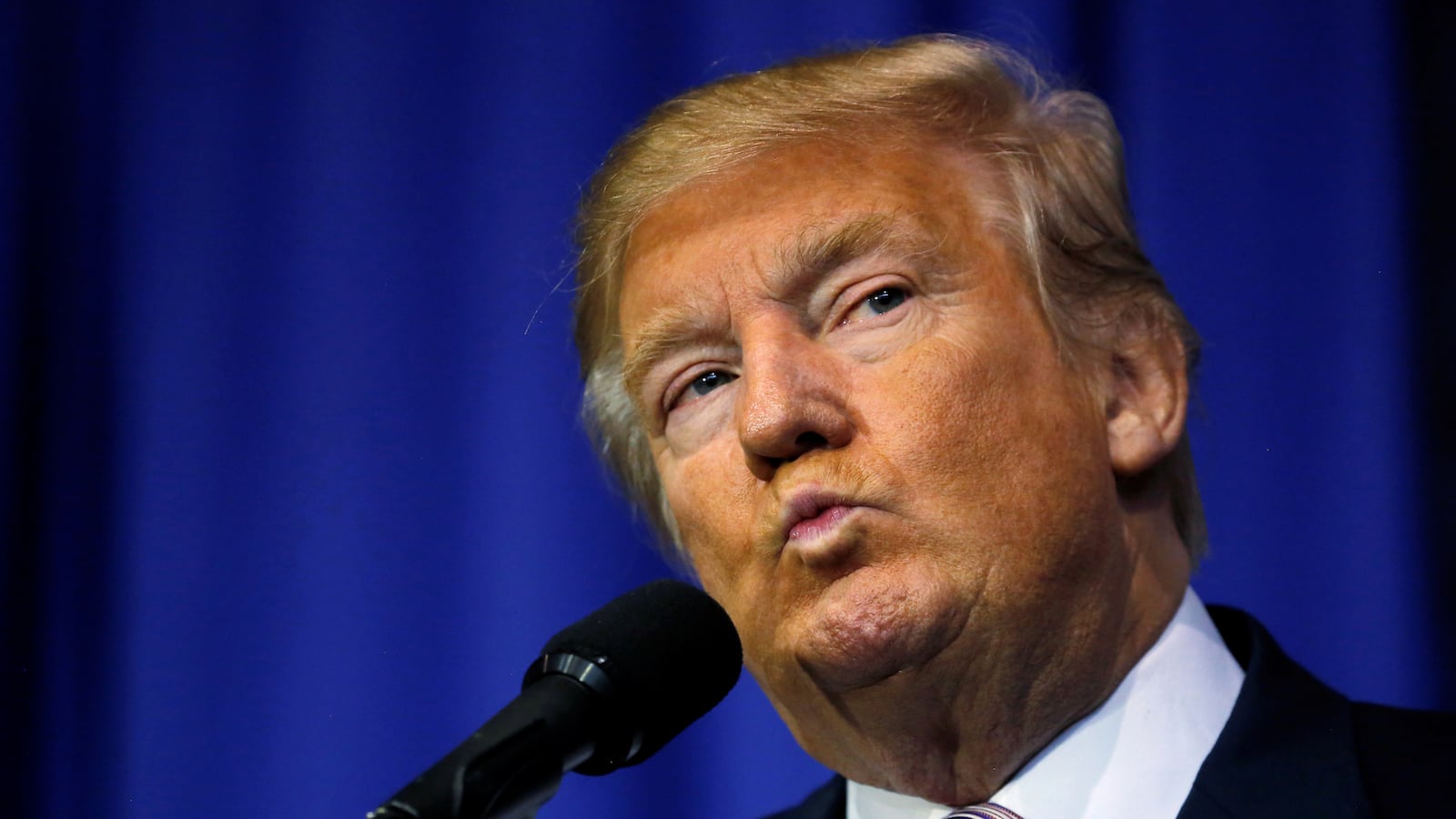 cheats/2016/10/20/trump-director-steps-back-from-campaign/161020-trump-director-cheat_cnfvnc