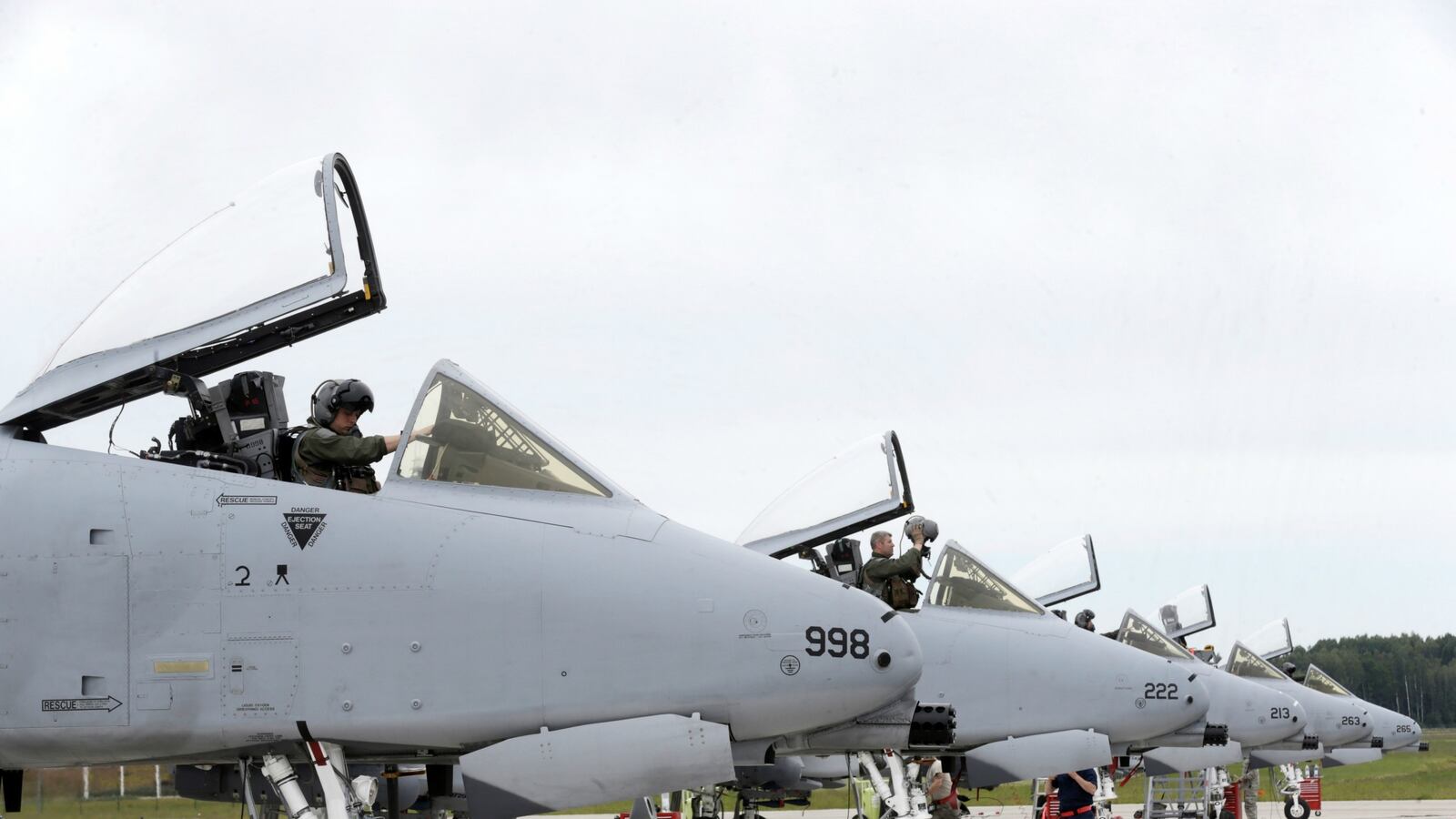 cheats/2016/08/26/air-force-general-accused-of-assault/160826-air-force-sex-assault-cheat_qbwj6i