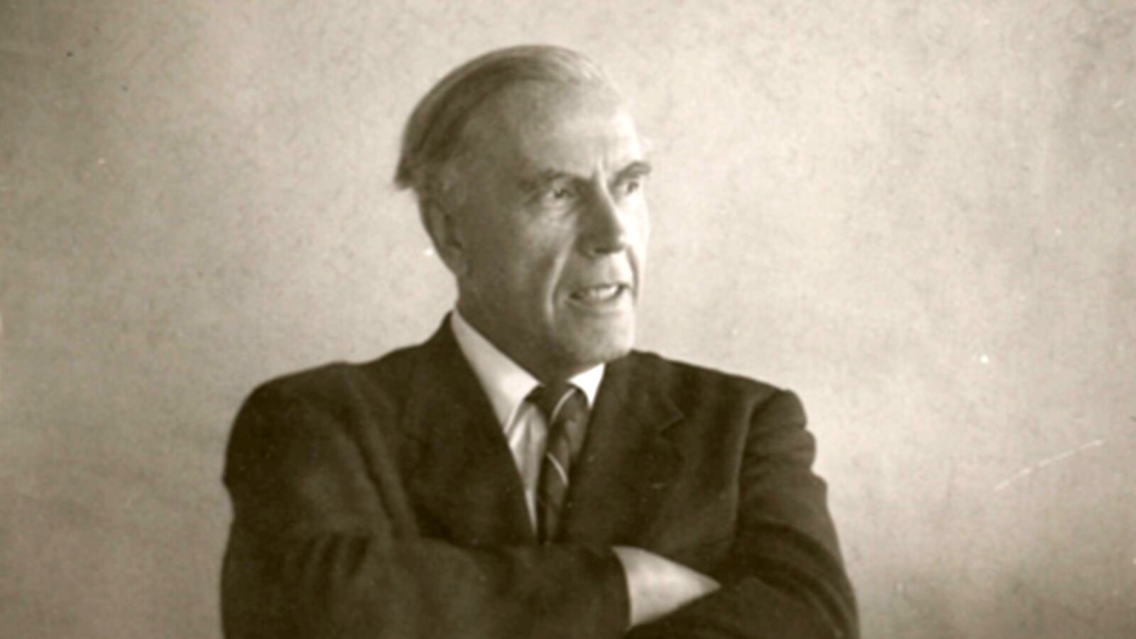 articles/2014/12/26/the-catholic-philosopher-who-took-on-hitler/141224-crosby-nazi-antihero-tease_lntslw