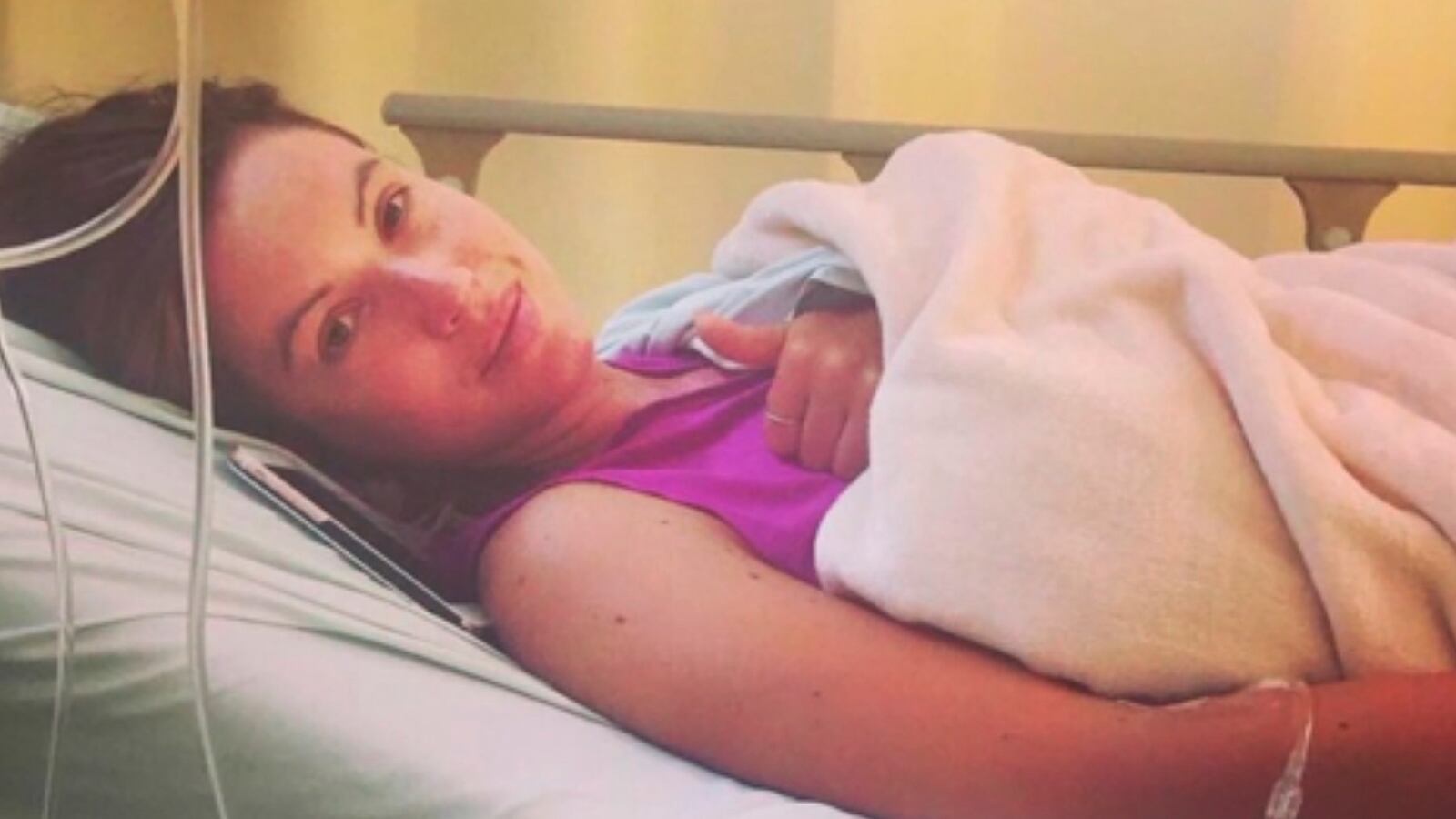 articles/2016/08/19/malaria-almost-killed-this-u-k-anchorwoman-in-rio/160819-Place-charlie-webster-rio-coma-Tease_gdfjou