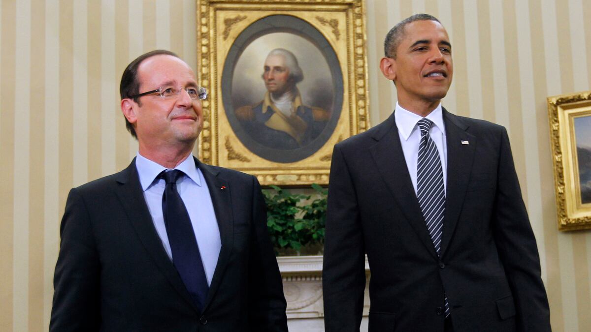 cheats/2012/05/18/french-president-visits-white-house/obama-hollande-cheat_gplube