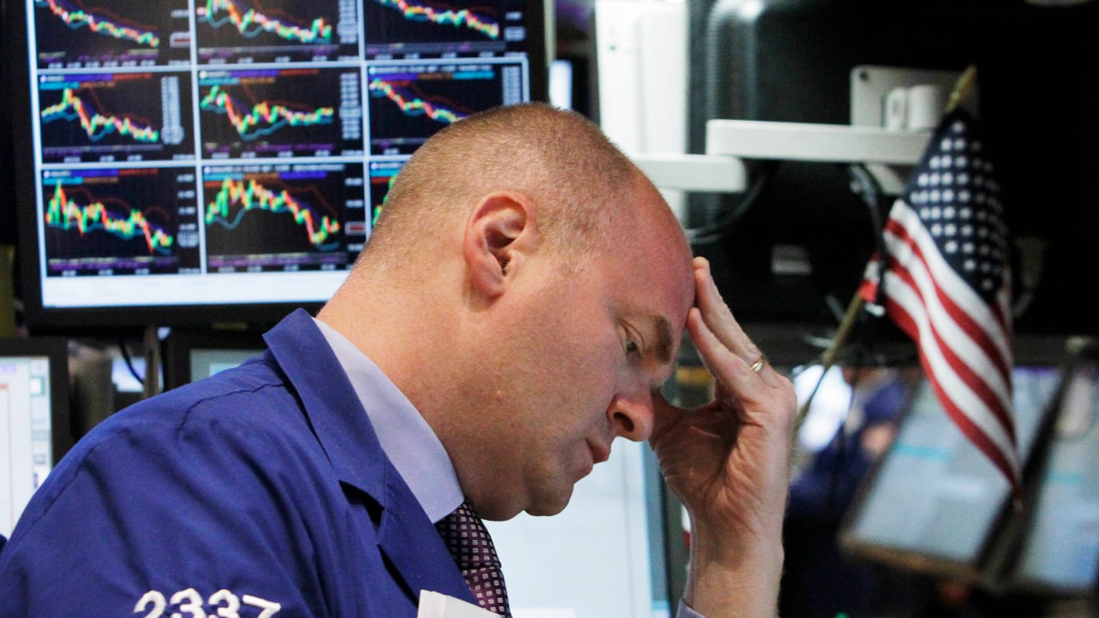 cheats/2011/06/10/dow-crashes-below-12000/dow-jones-slump-cheat_gs7mfg
