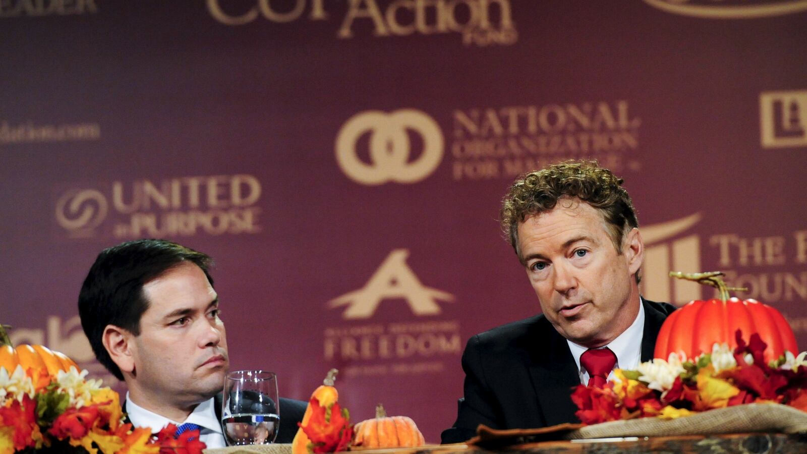 cheats/2016/02/10/former-rand-paul-top-aide-joins-rubio/160210-cheat-rubio_pmbyq9