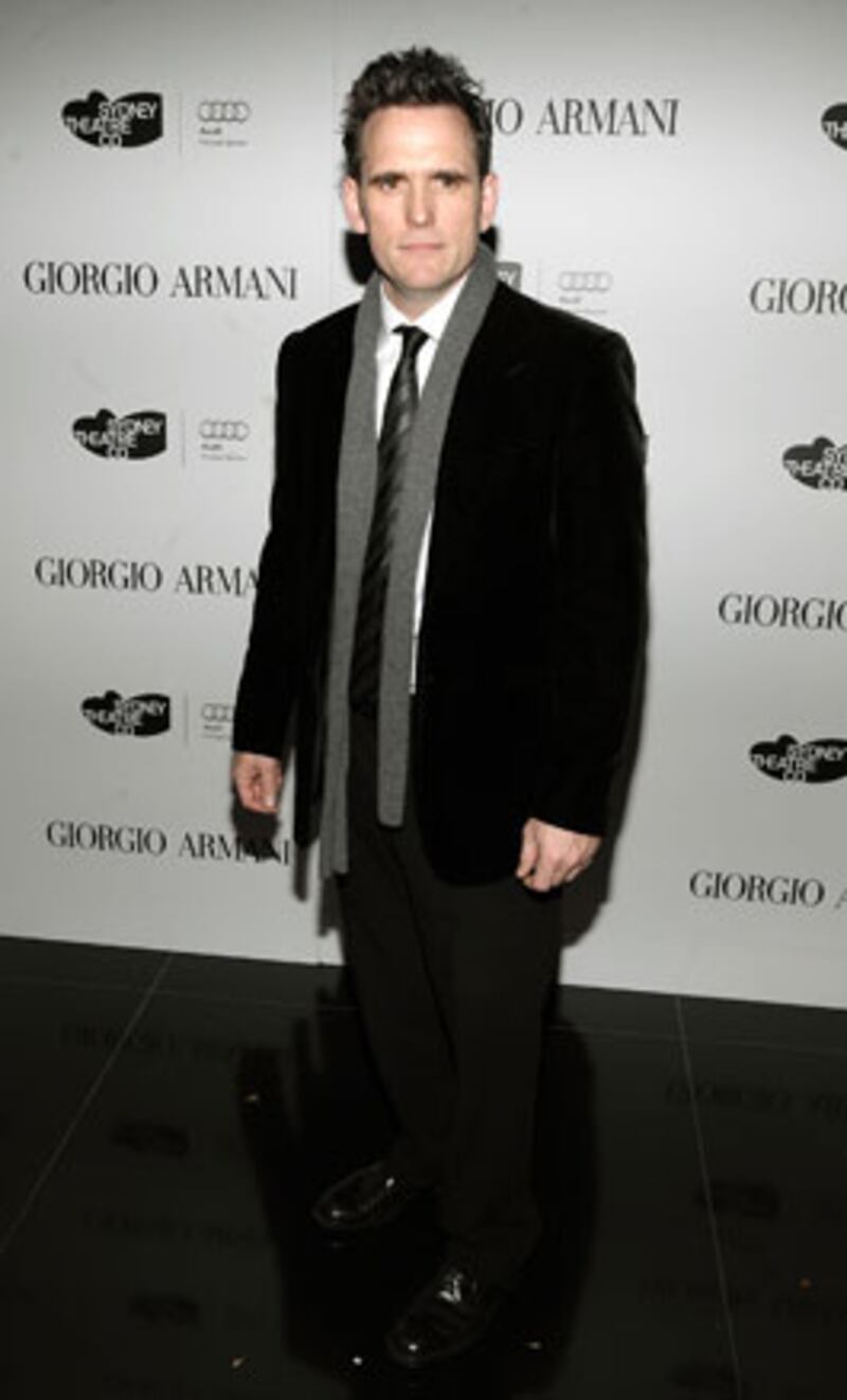 galleries/2009/11/24/armani-fetes-blanchett/armani-4-1_xfnfcy