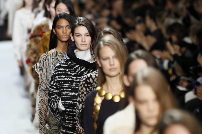 galleries/2014/02/26/best-of-paris-fashion-week-fall-winter-2014-photos/20140303-paris-fashion-week-4_wmgdbr