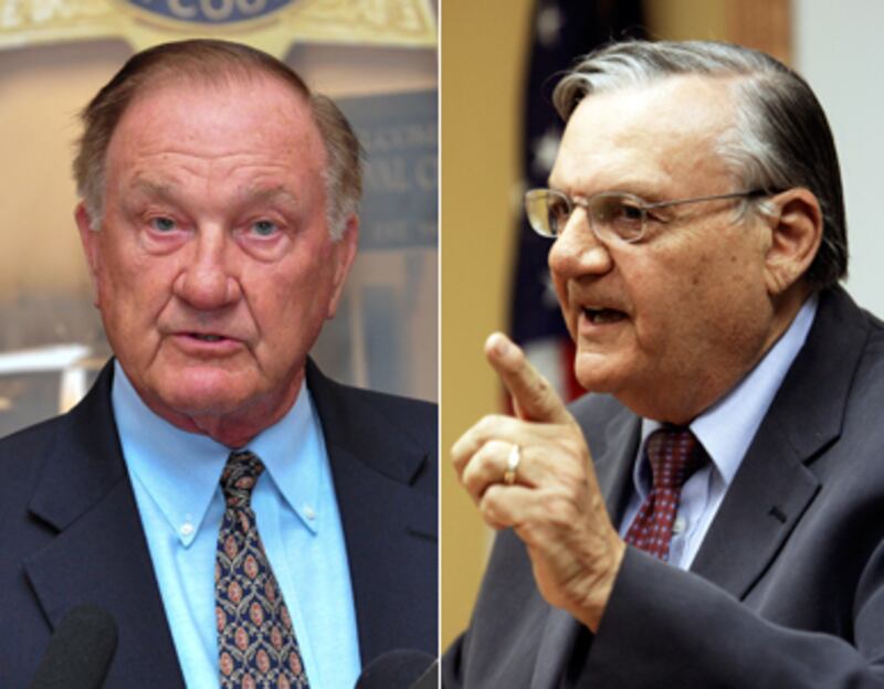 articles/2011/01/10/gabrielle-giffords-shooting-sheriff-clarence-dupniks-probe-wins-liberal-raves/sterling-sheriffs_151857_rh1ke6