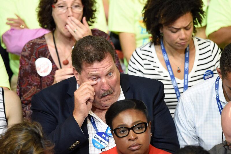 articles/2016/08/05/the-khans-real-triumph-over-trump/160804-budhos-khans-muslims-embed-1_ewowhk