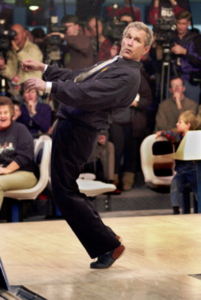 galleries/2010/02/16/politicians-bowling/politicians-bowling---bush_hc9vly