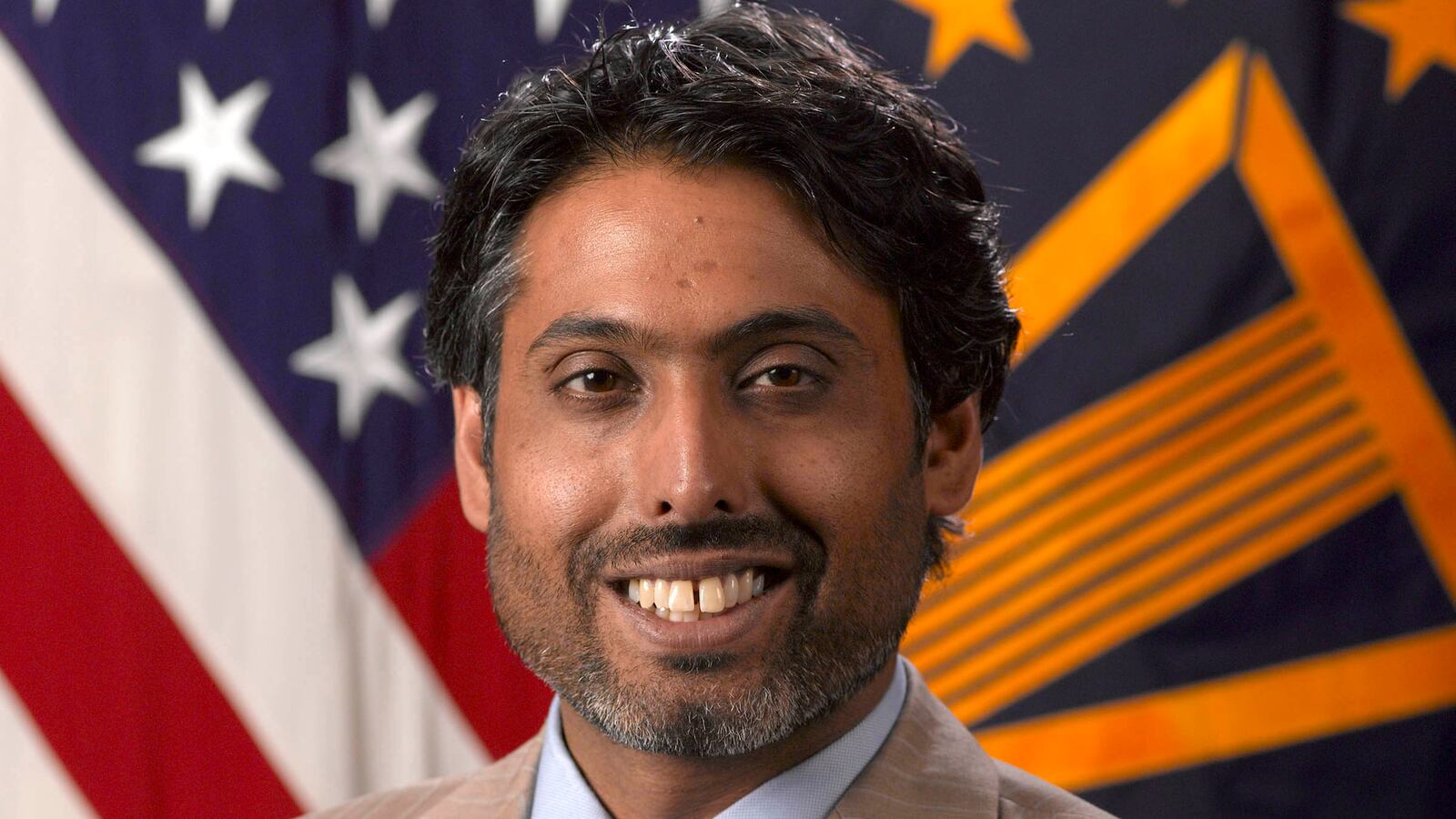 articles/2014/02/10/top-pentagon-official-goes-to-cap/140210-vikram-singh-jacobs_xe9m95
