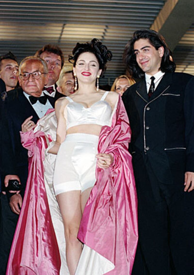 galleries/2009/05/13/classic-cannes/cannes-24_pdwvqd