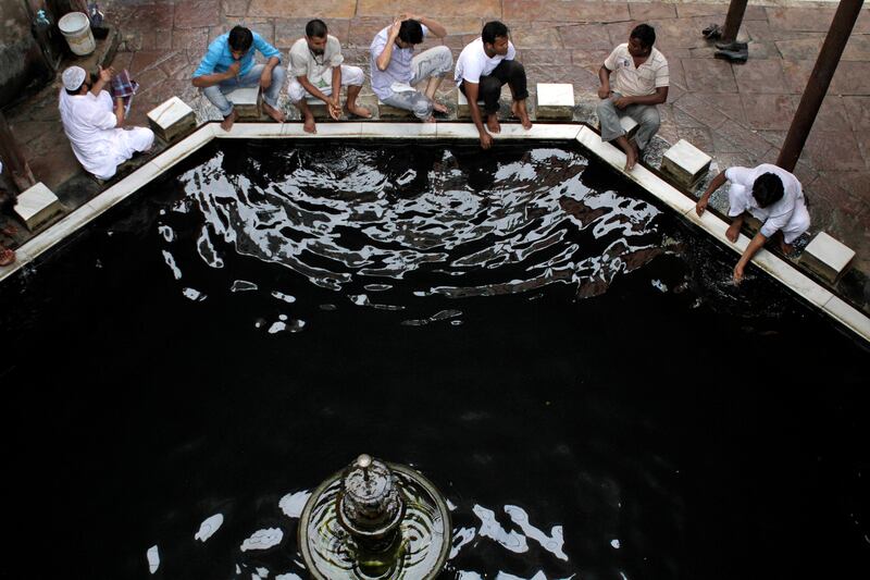 galleries/2013/08/08/best-photos-of-ramadan-2013-from-around-the-world/best-ramandan-10_dl4xwl