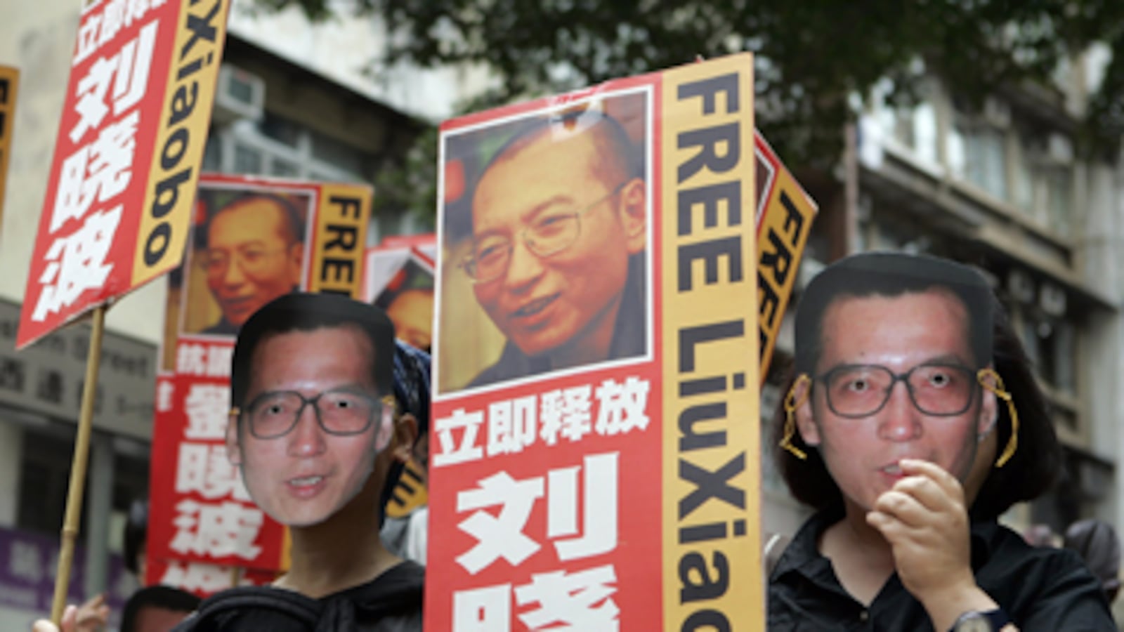 cheats/2010/10/08/chinese-prisoner-wins-nobel-peace-prize/nobel-peace-prize_jwdh2a