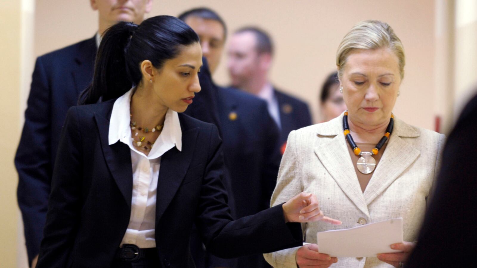 cheats/2016/06/24/hil-state-dept-calendar-missing-entries/160624-hillary-calendar-discrepancies-cheat_i1w59d