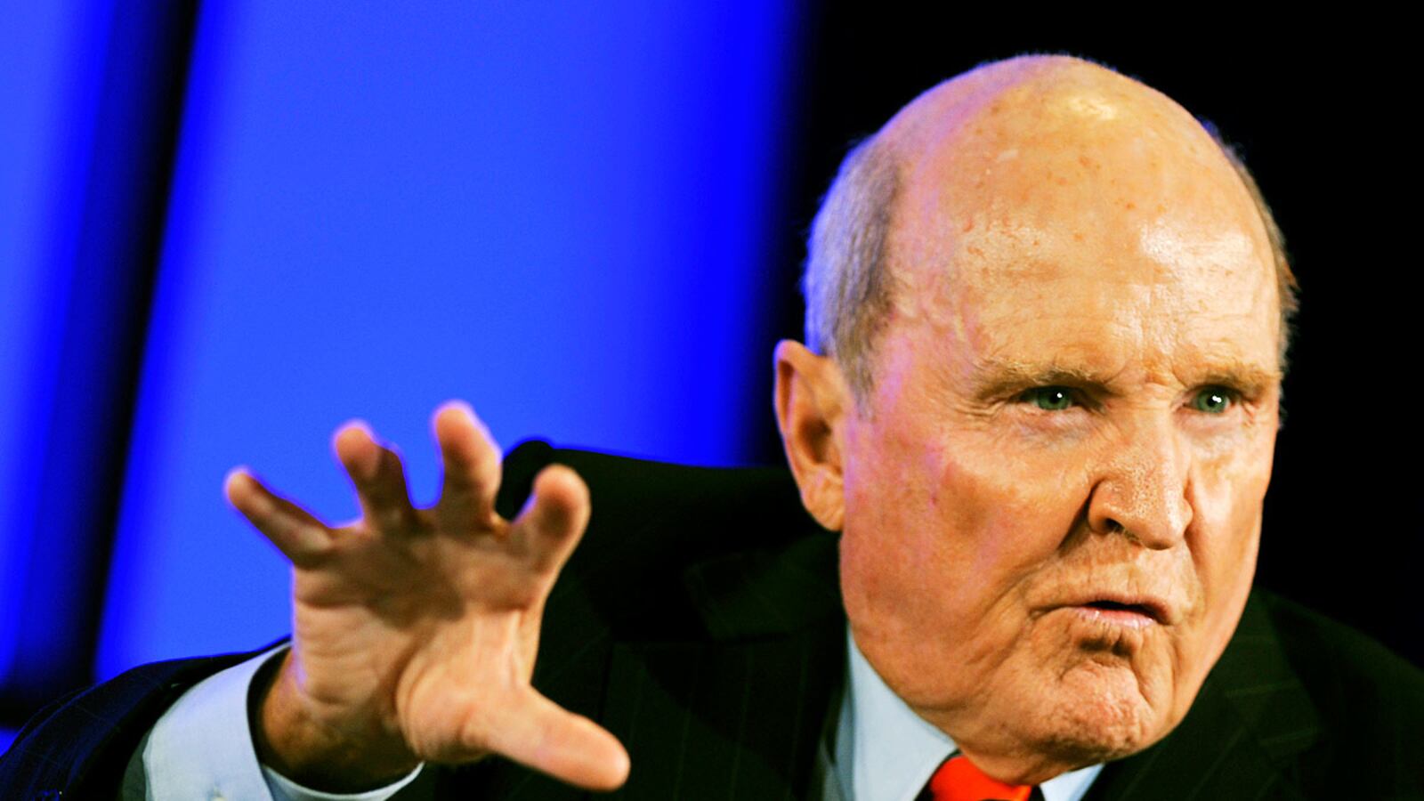 cheats/2012/10/09/welch-leaving-fortune-magazine/Jack-welch-cheat_oqp6we